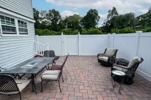 99 Washington St, East Islip, NY 11730 - Photo 17