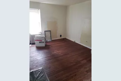 22724 Murdock Avenue, Queens Village, NY 11429 - Photo 7