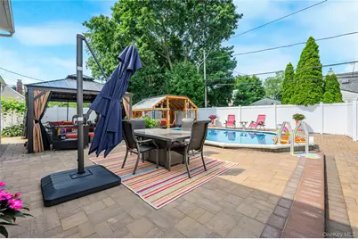 28 Crabtree Lane, Levittown, NY 11756 - Photo 31