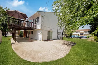 900 Flanders Drive, Valley Stream, NY 11581 - Photo 27