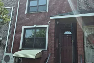 20-33 28th St, Astoria, NY 11105 - Photo 1