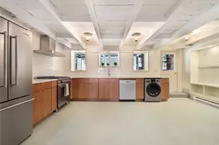 79 Ann St, Newburgh, NY 12550 - Photo 29