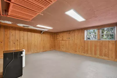 297 E Devonia Avenue, Mount Vernon, NY 10552 - Photo 33