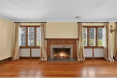 297 E Devonia Avenue, Mount Vernon, NY 10552 - Photo 11