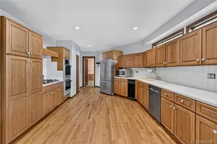 297 E Devonia Ave, Mount Vernon, NY 10552 - Photo 15