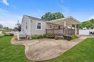 16 Verleye Ave, East Northport, NY 11731 - Photo 19