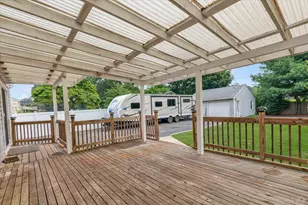 16 Verleye Ave, East Northport, NY 11731 - Photo 17