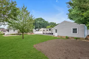 16 Verleye Ave, East Northport, NY 11731 - Photo 21