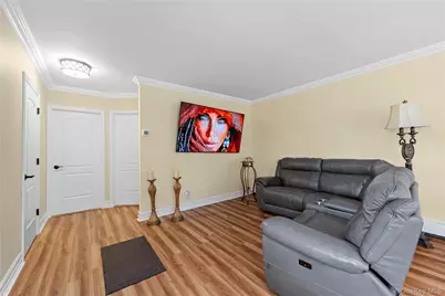 67-01 Eliot Avenue, Middle Village, NY 11379 - Photo 9