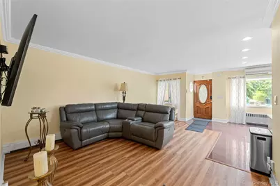 67-01 Eliot Avenue, Middle Village, NY 11379 - Photo 11