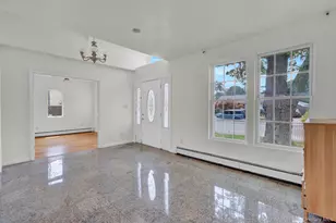 1431 Brooklyn Blvd, Bay Shore, NY 11706 - Photo 13