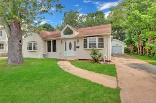 1431 Brooklyn Blvd, Bay Shore, NY 11706 - Photo 3