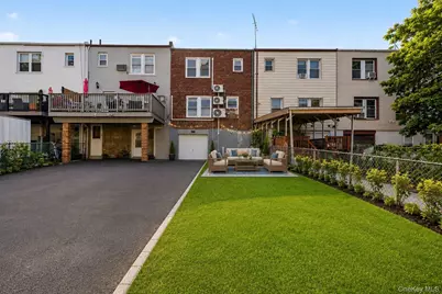 2548 Mickle Avenue, Bronx, NY 10469 - Photo 15