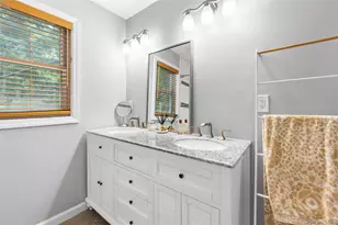 27 Glen Dr, Sound Beach, NY 11789 - Photo 17