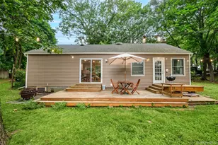 27 Glen Dr, Sound Beach, NY 11789 - Photo 27