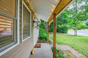 27 Glen Dr, Sound Beach, NY 11789 - Photo 5