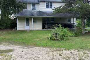39 Seaman Neck Rd, Dix Hills, NY 11746 - Photo 7
