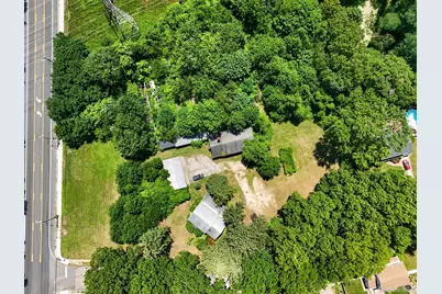 39 Seaman Neck Road #39, Dix Hills, NY 11746 - Photo 3