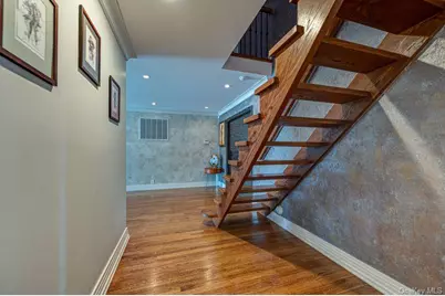 37 Crescent Cove Circle, Seaford, NY 11783 - Photo 29