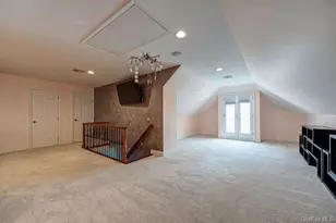 37 Crescent Cove Cir, Seaford, NY 11783 - Photo 31