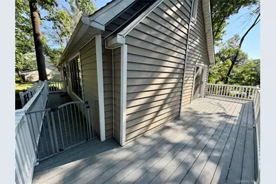 19 Farmstead Road, New Windsor, NY 12553 - Photo 5