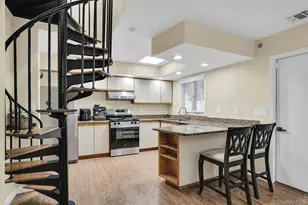 764 Vanderbilt Pkwy, Dix Hills, NY 11746 - Photo 17