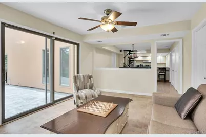 764 Vanderbilt Parkway, Dix Hills, NY 11746 - Photo 23