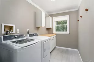 93 Chestnut St, Mount Sinai, NY 11766 - Photo 13