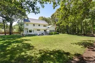 93 Chestnut St, Mount Sinai, NY 11766 - Photo 37