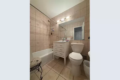 61-20 Grand Central Parkway #B 1101, Forest Hills, NY 11375 - Photo 21