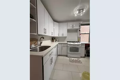 61-20 Grand Central Parkway #B 1101, Forest Hills, NY 11375 - Photo 19