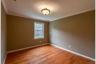 100 Rockledge Drive, Pleasant Valley, NY 12569 - Photo 25