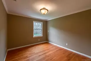 100 Rockledge Dr, Pleasant Valley, NY 12569 - Photo 25