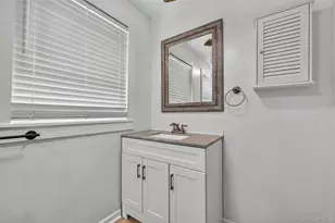 30 Glenwood Ave, Poughkeepsie, NY 12603 - Photo 19