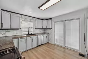 30 Glenwood Ave, Poughkeepsie, NY 12603 - Photo 15