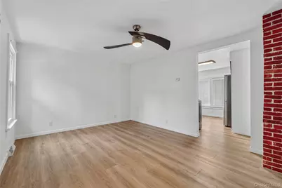 30 Glenwood Avenue, Poughkeepsie, NY 12603 - Photo 11