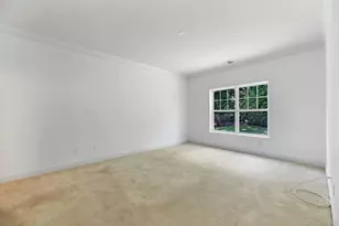 159 Stoneleigh Dr, Riverhead, NY 11901 - Photo 11
