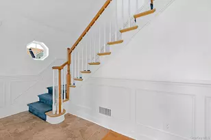 159 Stoneleigh Dr, Riverhead, NY 11901 - Photo 15