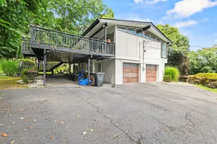 25 Ackerman Ave, Airmont, NY 10901 - Photo 31
