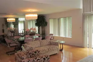 144 Dove Hill Dr, Manhasset, NY 11030 - Photo 19