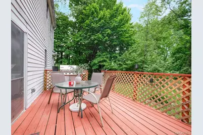 7 Hillaire Place, Nanuet, NY 10954 - Photo 33