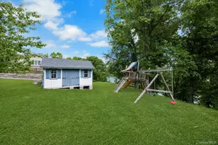 18 Valley Dr, Salisbury Mills, NY 12577 - Photo 33