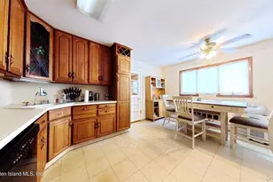 59 Zoe St, New York, NY 10305 - Photo 9