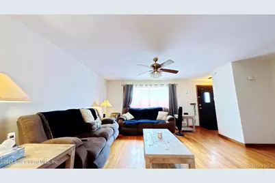 59 Zoe St, New York, NY 10305 - Photo 7