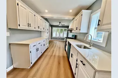 50 E Saint Marks Place, Valley Stream, NY 11580 - Photo 11