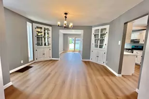 50 E St Marks Pl, Valley Stream, NY 11580 - Photo 9