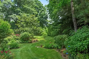 160 Dove Hill Dr, Manhasset, NY 11030 - Photo 13