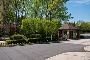 160 Dove Hill Dr, Manhasset, NY 11030 - Photo 15