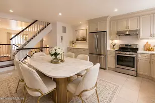 41 Simmons Loop, New York, NY 10314 - Photo 3