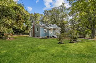46 Barclay Rd, Mastic Beach, NY 11951 - Photo 3